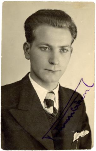 Piet van Aken in 1942
