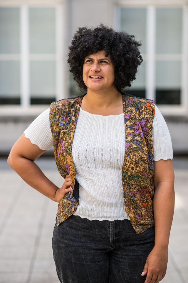 Portretfoto van Tuly Salumu in het Letterenhuis