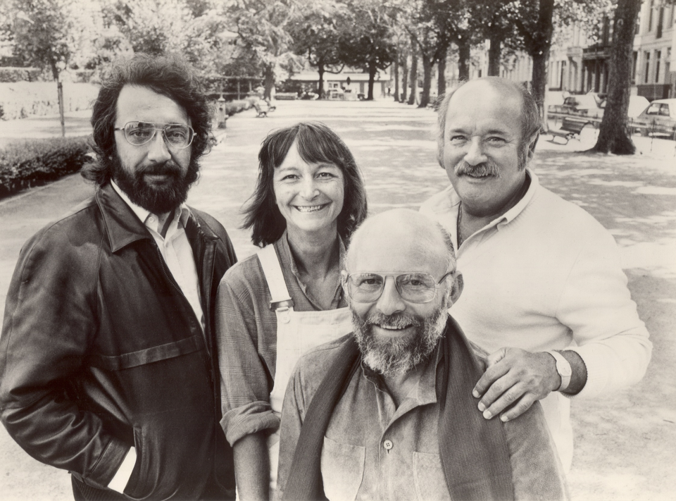 Mireille Cottenjé met 3 andere auteurs