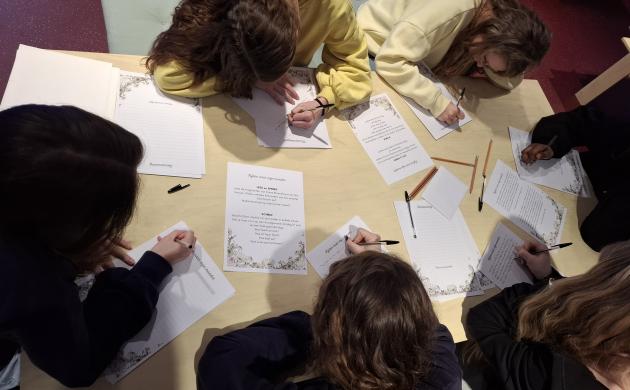 Leerlingen schrijven gedichten