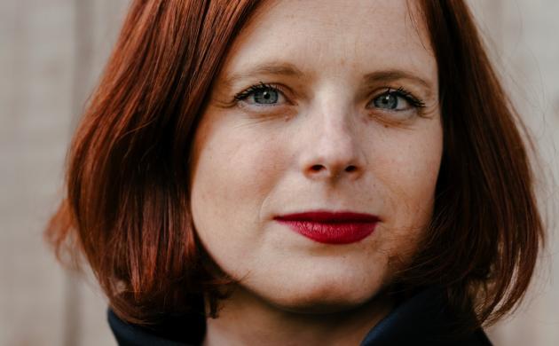 Portretfoto van Anneleen van Offel